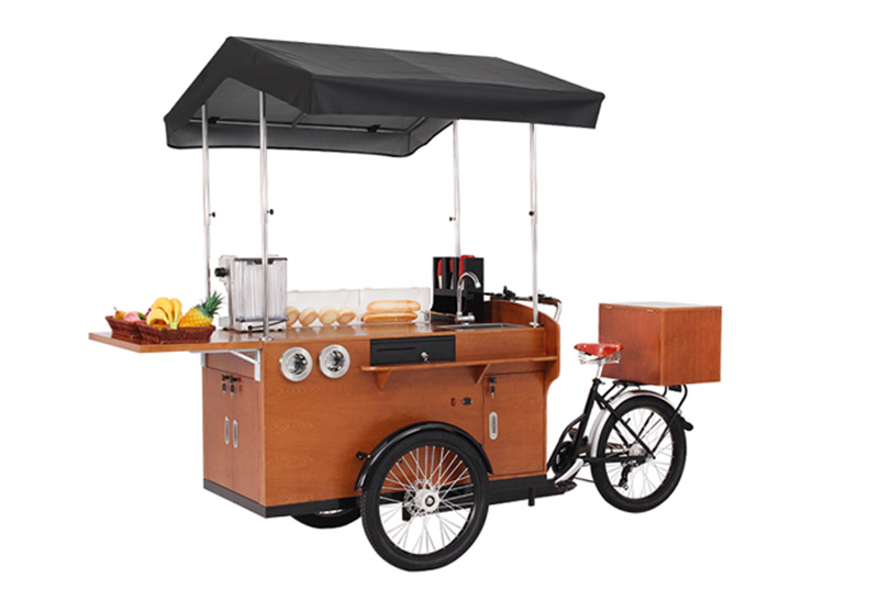 The distance of the dream is as long as a mobile coffee bike