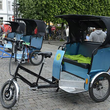 Front passenger pedicab