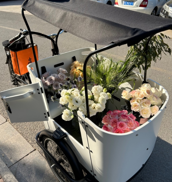 Cycling with Flowers, Delivering Love and Beauty